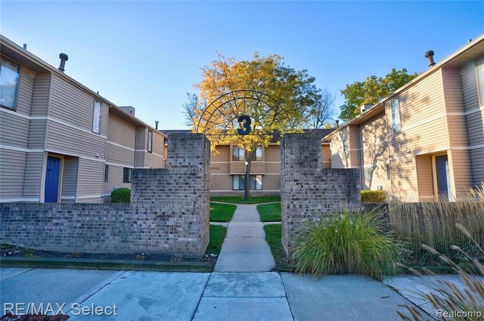 For Sale $247,000 • Co-Listing Agent