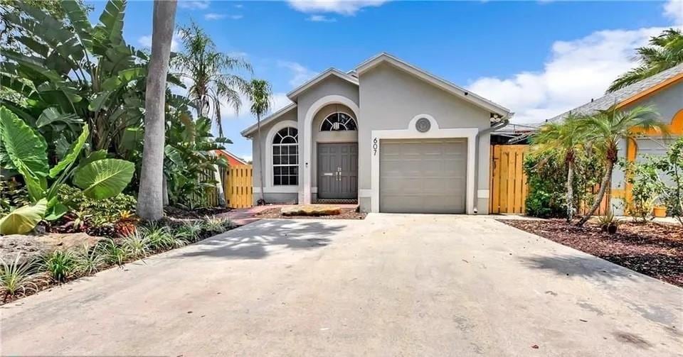607 SW 15th St, Fort Lauderdale, FL 33315 - photo 1