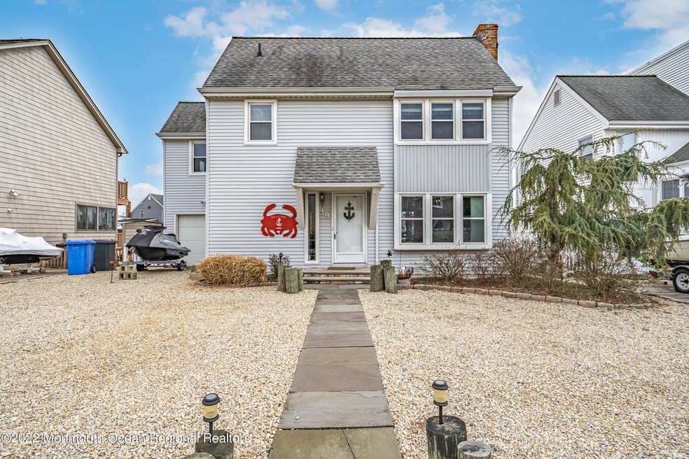 39 Peggy Ln, Manahawkin, NJ 08050 - photo 1