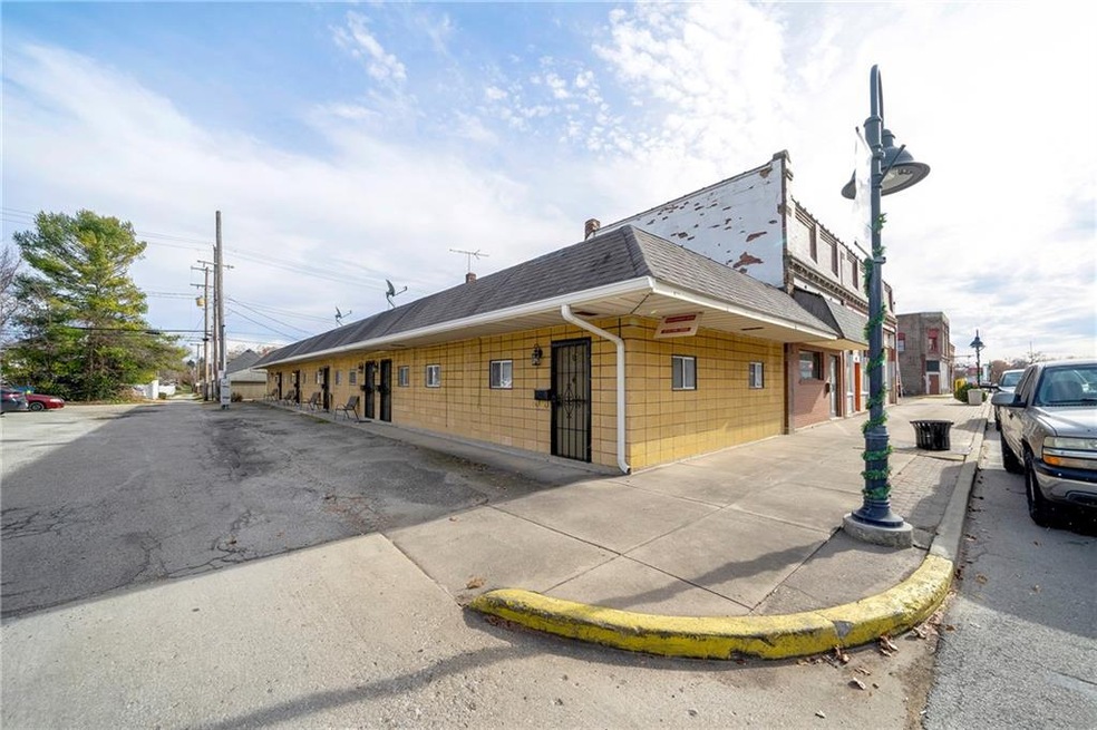 411 S Main St, Sheridan, IN 46069 - photo 1