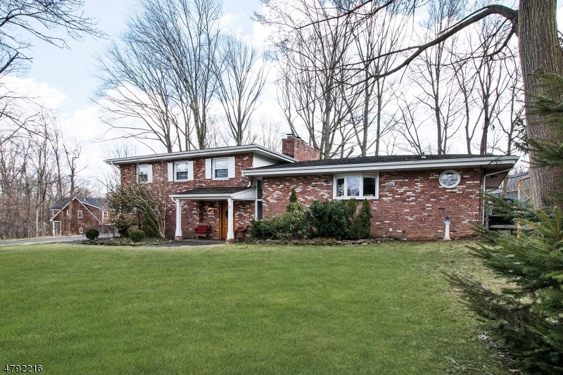 15 Tysley St, Bernardsville, NJ 07924 - photo 1