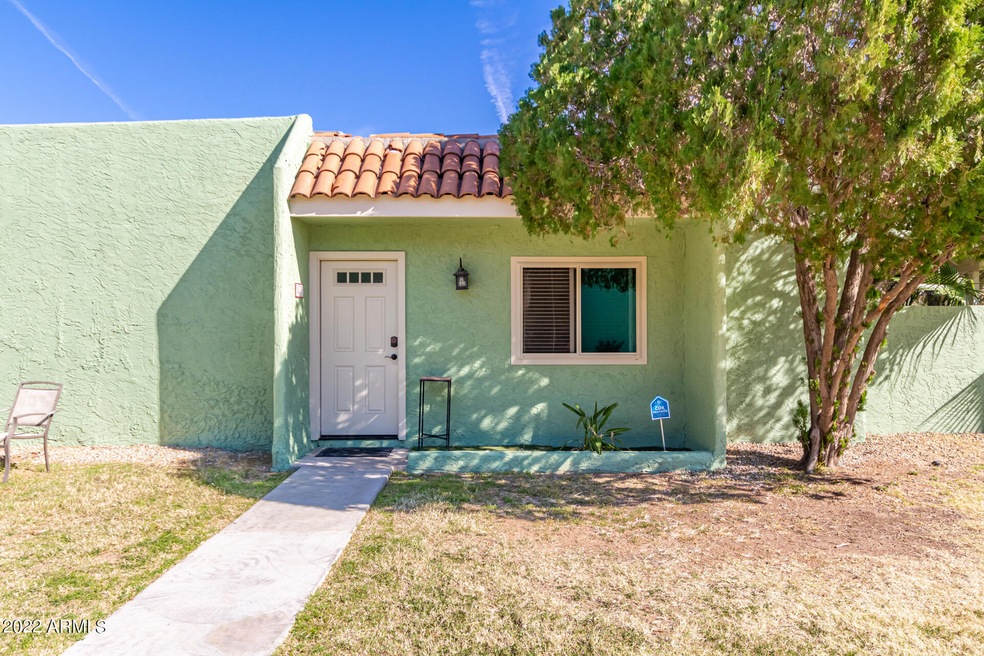 10217 N 8th Place unit 94, Phoenix, AZ 85020 - photo 1