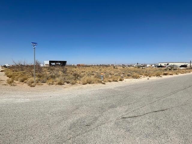 14901 Aurea St, El Paso, TX 79928 - photo 1