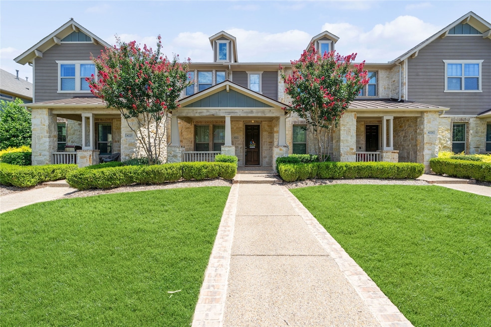 For Rent $2,400/month