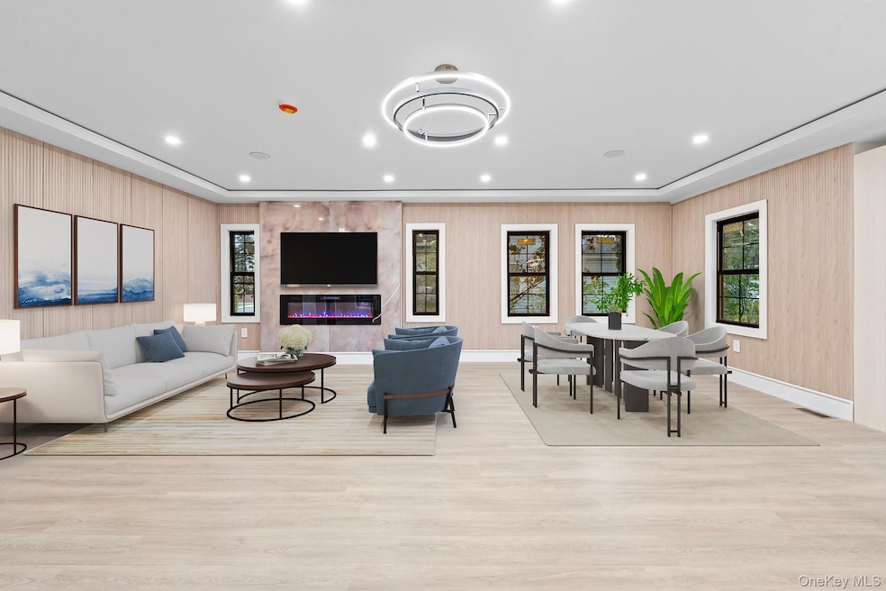 For Sale $1,149,000 • Co-Listing Agent