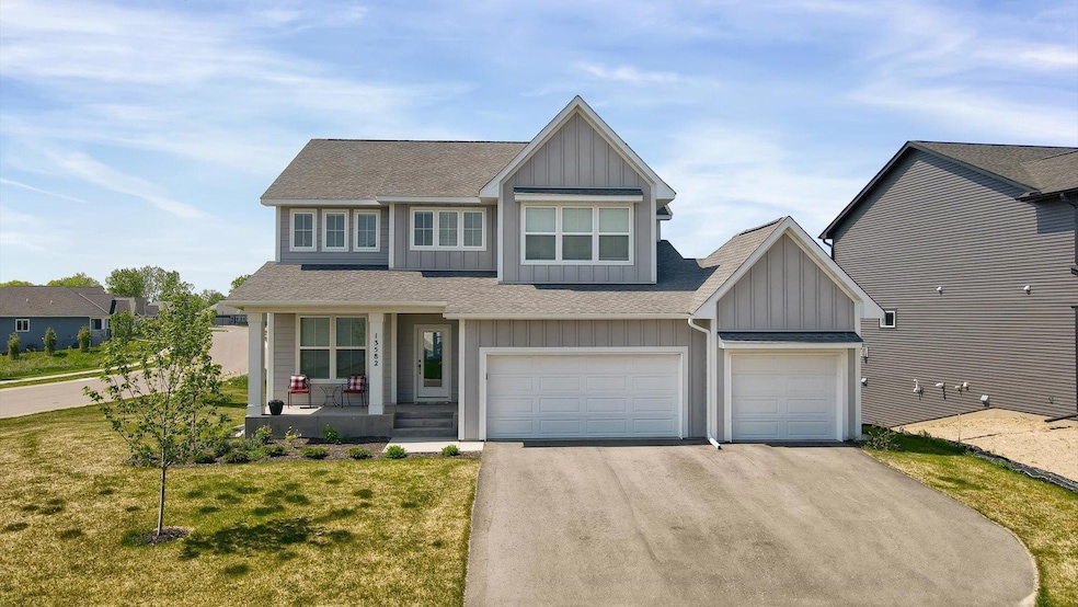 13582 Flint Cir N, Hugo, MN 55038 - photo 1