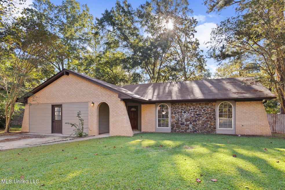 116 Oakhill Place, Brandon, MS 39042 - photo 1