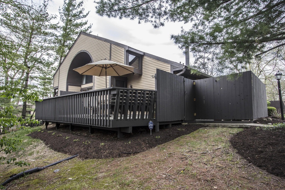 3131 Rivermill