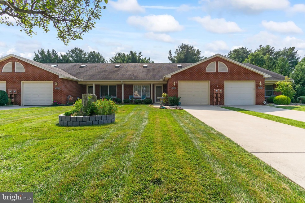 164 Chantilly Ct, Hagerstown, MD 21740 - photo 1