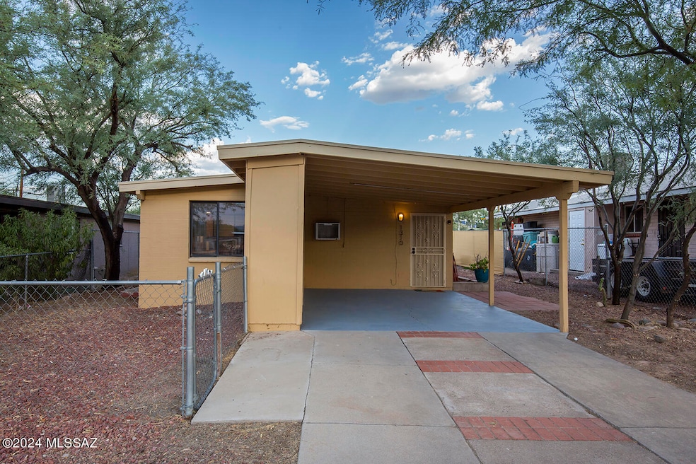 1310 N 14th