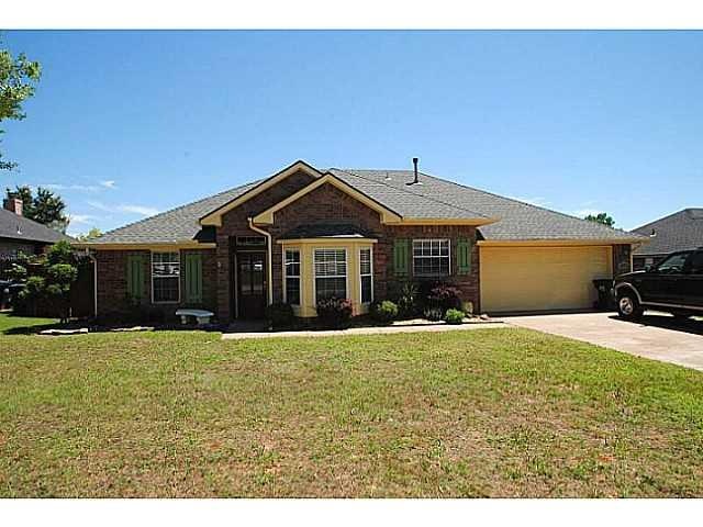 700 Woodbriar, Noble, OK 73068 - photo 1