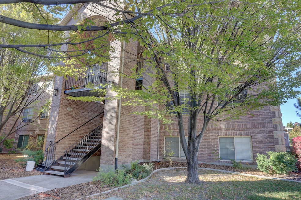 271 E 760 N, Orem, UT 84057 - photo 1