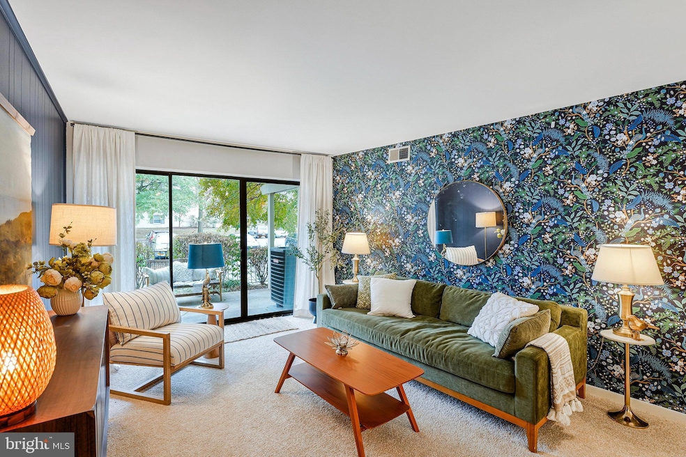 5778 Rexford Ct unit 5778B, Springfield, VA 22152 - photo 1