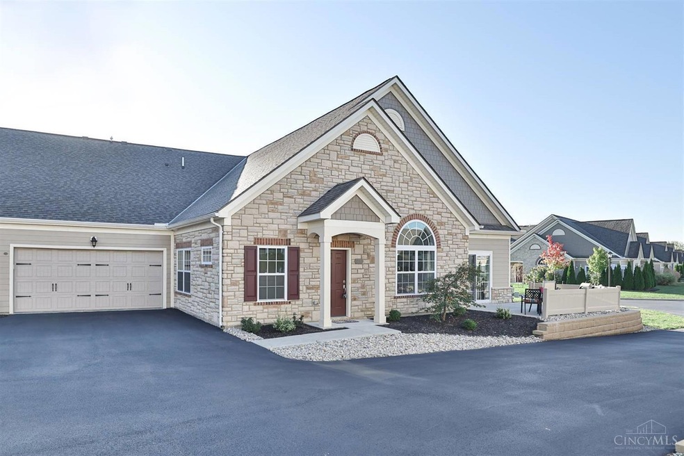 6741 Liberty Cir, Liberty Township, OH 45069 - photo 1