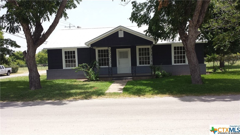 1325 N Heideke St, Seguin, TX 78155 - photo 1
