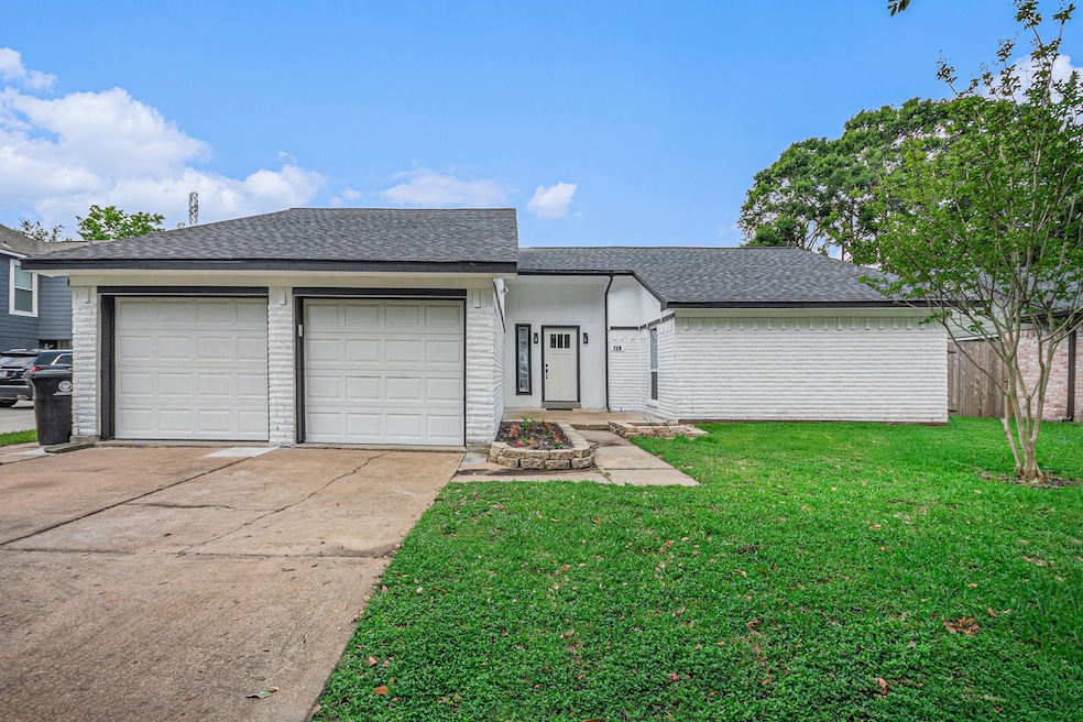 Sold • Co-Listing Agent