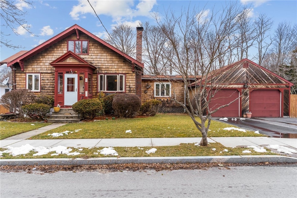 26 Dyer St, Warren, RI 02885 - photo 1