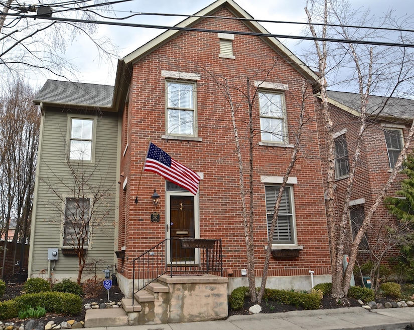 292 Lear St, Columbus, OH 43206 - photo 1