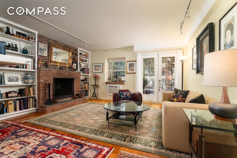 432 E 85th St unit 1R, New York, NY 10028 - photo 1