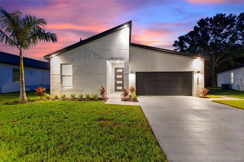 306 Royal Palm Way, Winter Haven, FL 33881 - photo 1