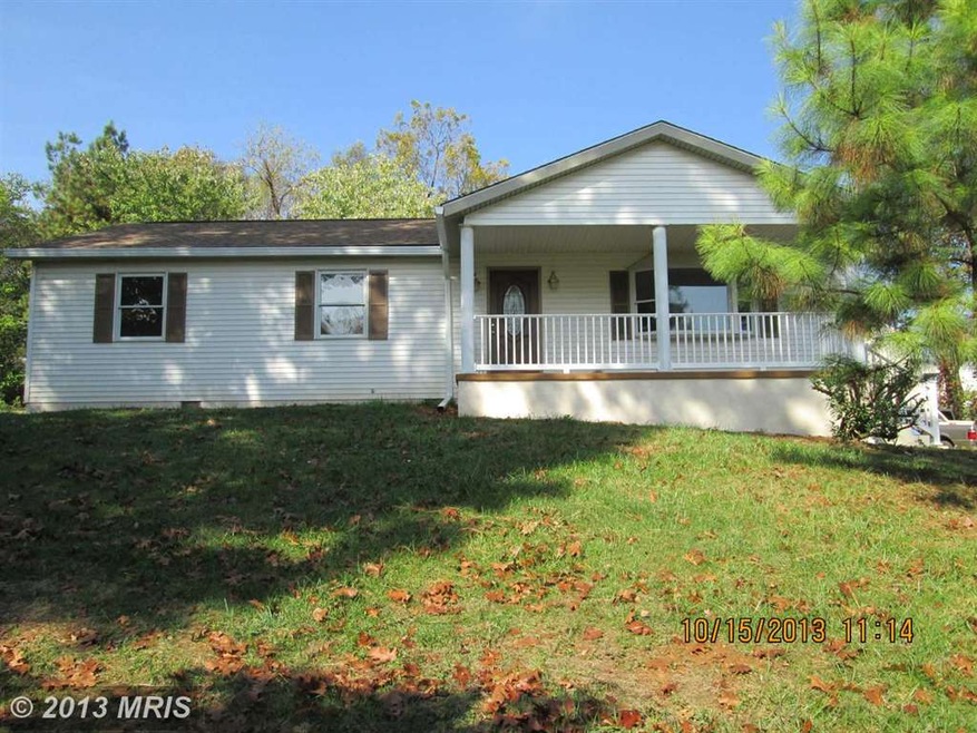 1371 Henshaw Rd, Bunker Hill, WV 25413 - photo 1