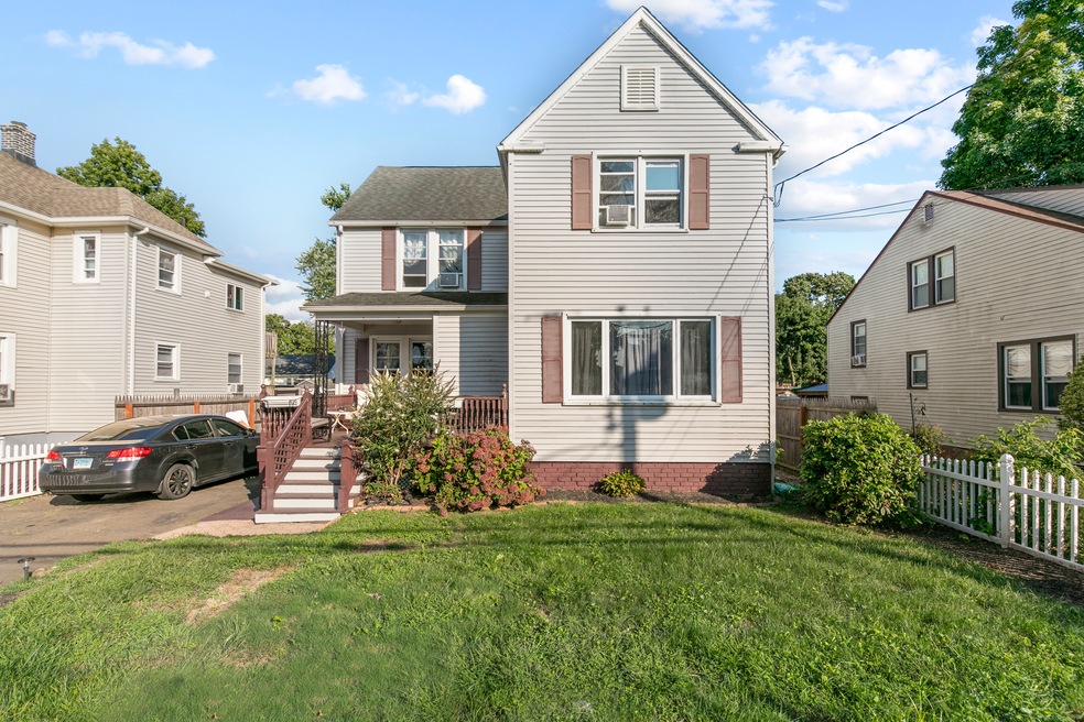 367 Thompson Ave, East Haven, CT 06512 - photo 1