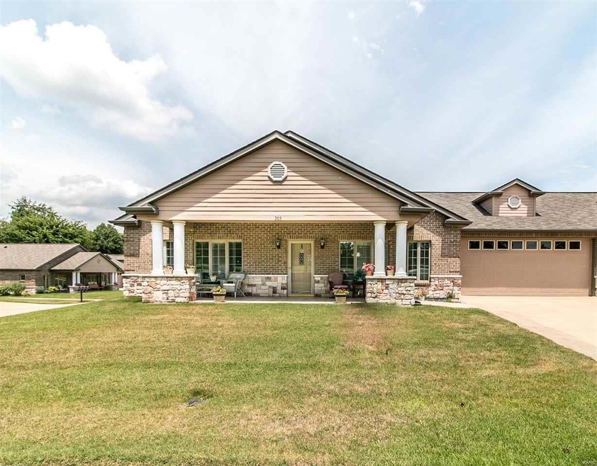 203 Kaylee Cir, Poplar Bluff, MO 63901 - photo 1