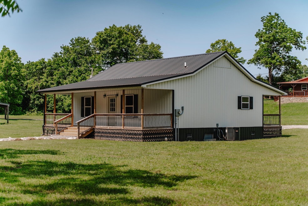 White Cabin-1