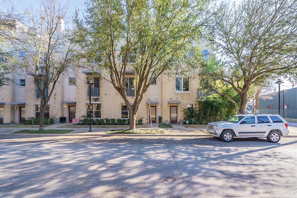 5704 La Vista Dr, Dallas, TX 75206 - photo 1