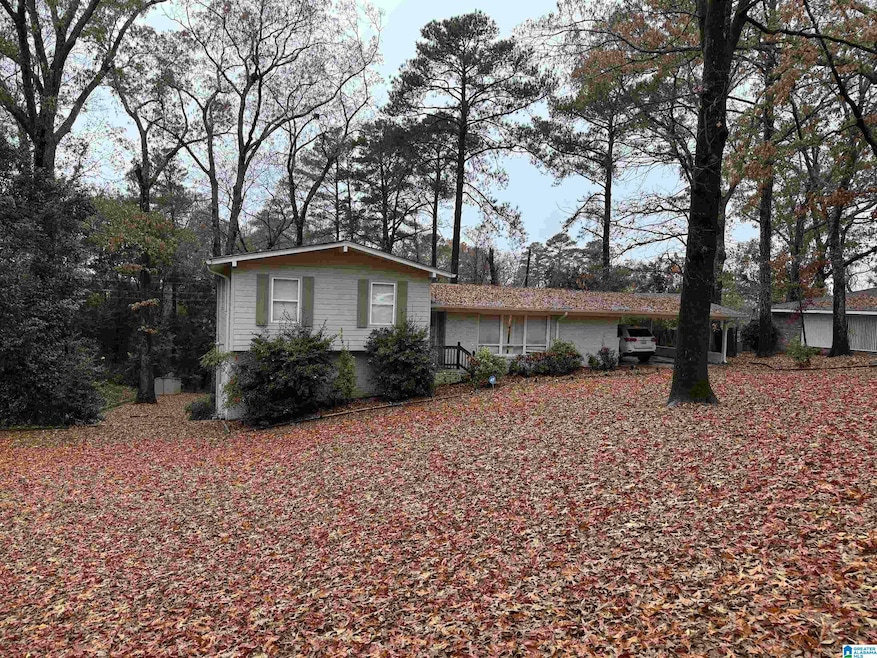 3153 Woodhaven Dr, Vestavia, AL 35243 - photo 1