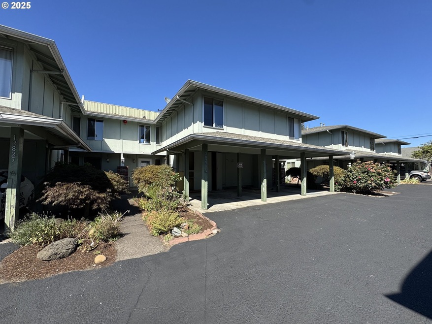 12827 SE Stark St unit B4, Portland, OR 97233 - photo 1