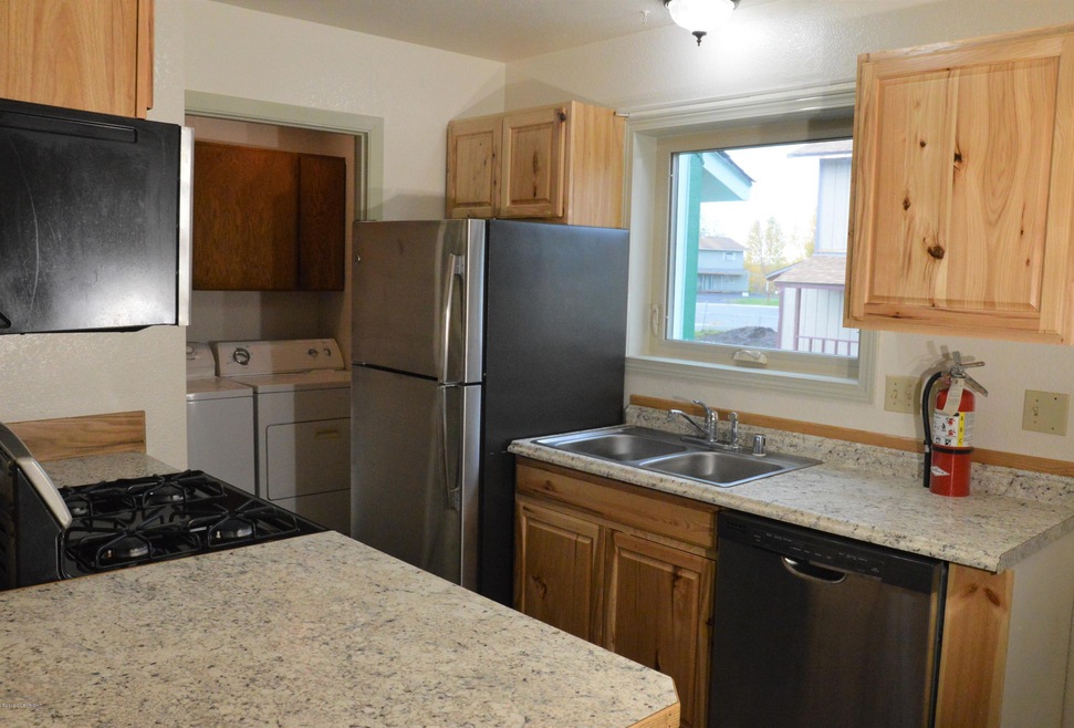 8101 E 16th Ave unit 1, Anchorage, AK 99504 - photo 1