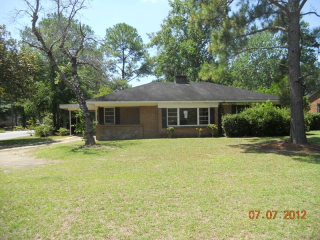 1700 Gillespie Ave, Albany, GA 31707 - photo 1