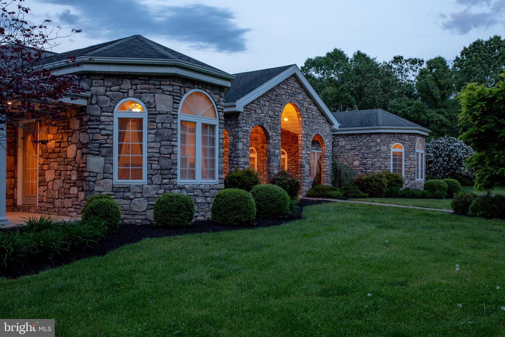 2140 Stoney Creek Rd, Edinburg, VA 22824 - photo 1