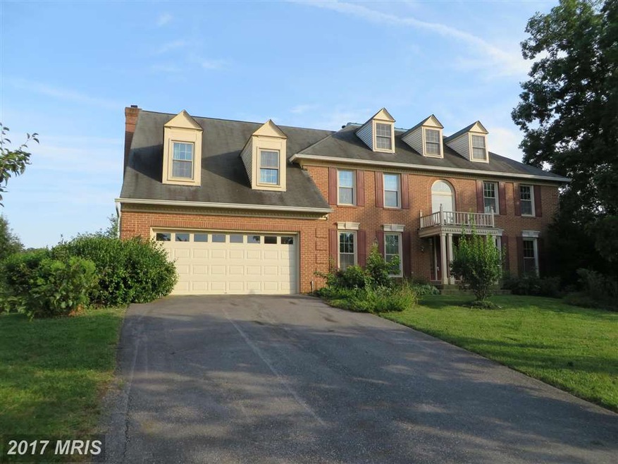 11201 Ballantre Ln, Glenn Dale, MD 20769 - photo 1