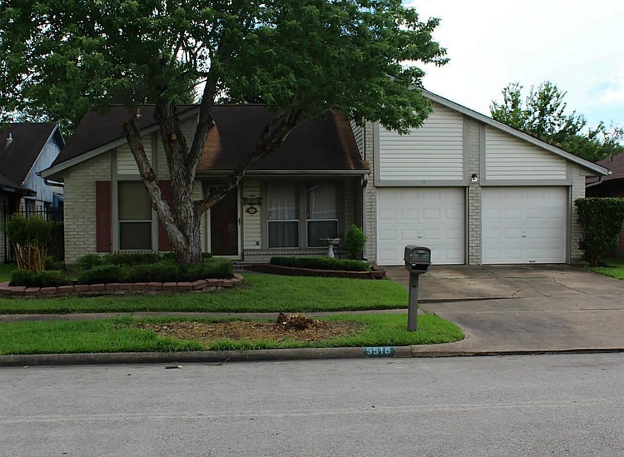 9518 Kingsvalley St, Houston, TX 77075 - photo 1