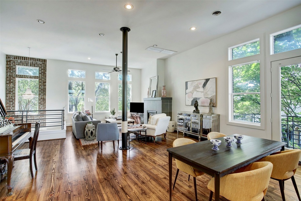 513 E 11th St, Houston, TX 77008 - photo 1