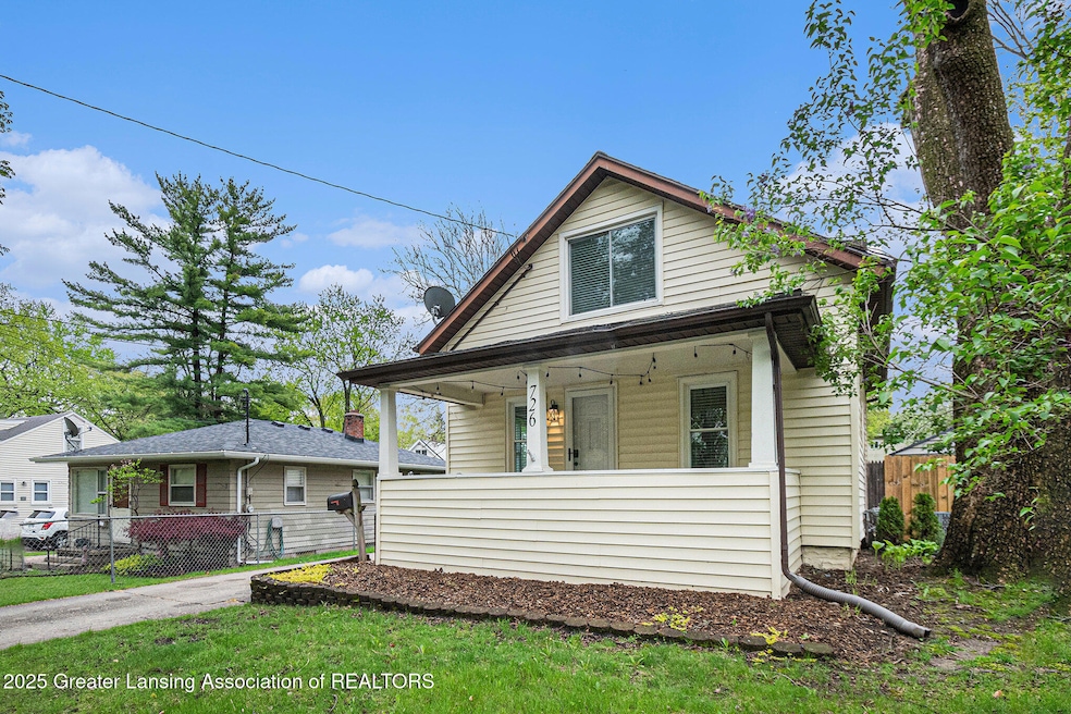 726 Vernon Ave, Lansing, MI 48910 - photo 1