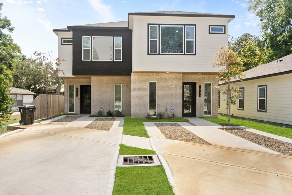 1017 Calvin Ave unit B, Houston, TX 77088 - photo 1