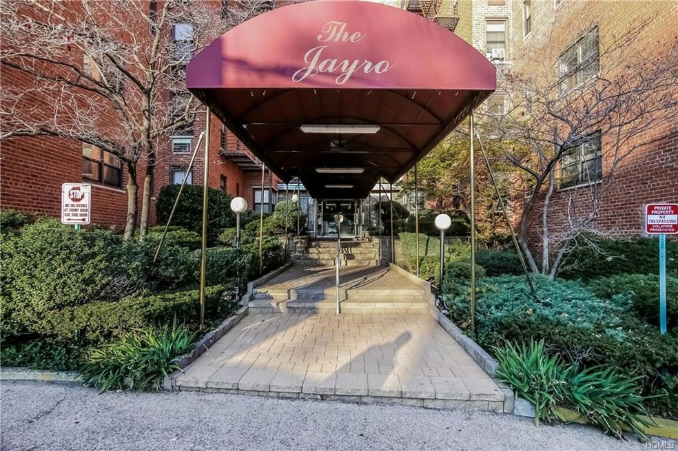 The Jayro unit 5A, Yonkers, NY 10704 - photo 1