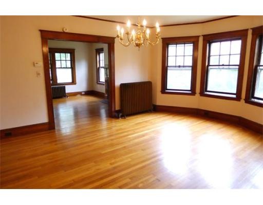 192 Woodward St unit 192, Waban, MA 02468 - photo 1