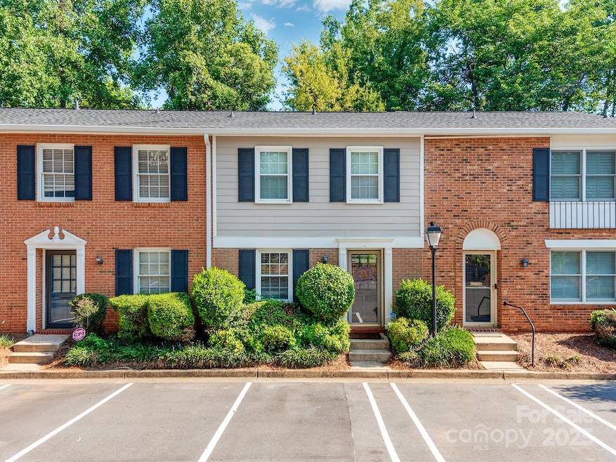 4605 Hedgemore Dr unit I, Charlotte, NC 28209 - photo 1