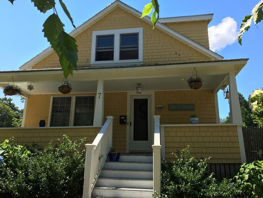 7 Adams St, Newburyport, MA 01950 - photo 1