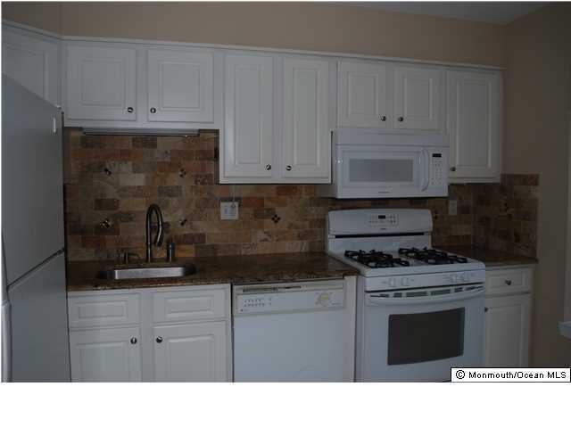 70 Horseshoe Ct, Oceanport, NJ 07757 - photo 1