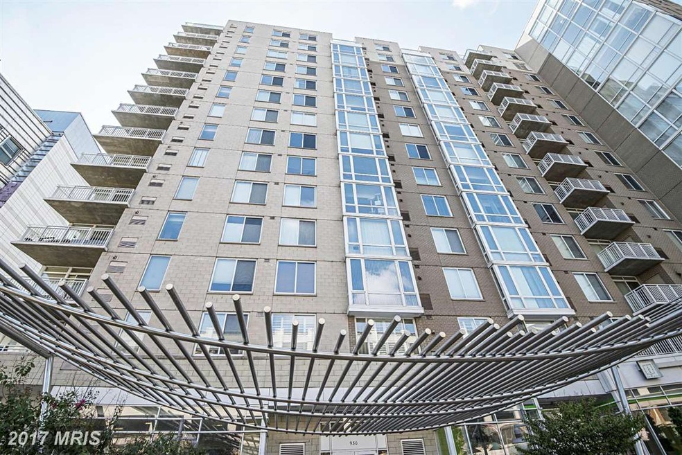 The Crescent unit 409, Silver Spring, MD 20910 - photo 1