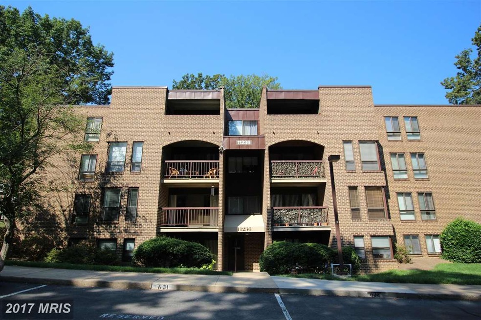 Chestnut Grove Condominiums unit 163, Reston, VA 20190 - photo 1
