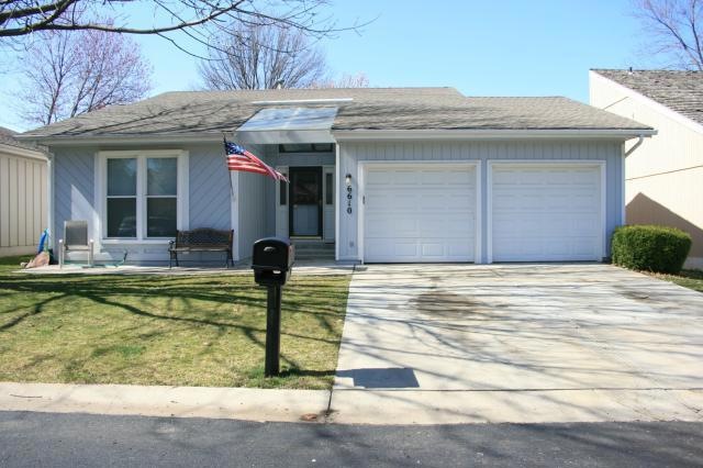 6610 Earnshaw St, Shawnee, KS 66216 - photo 1