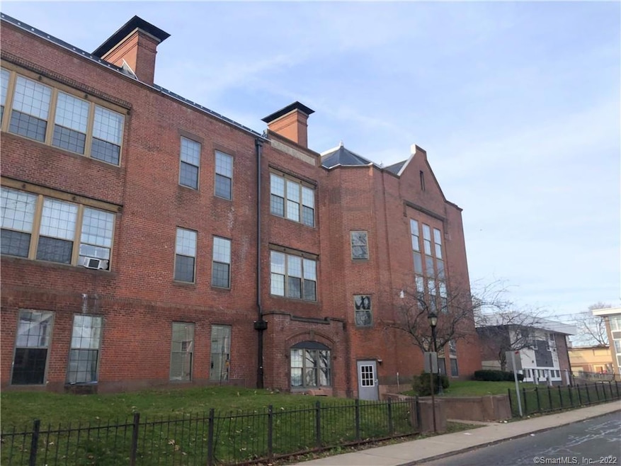 15 Prospect St unit 23, New Britain, CT 06051 - photo 1