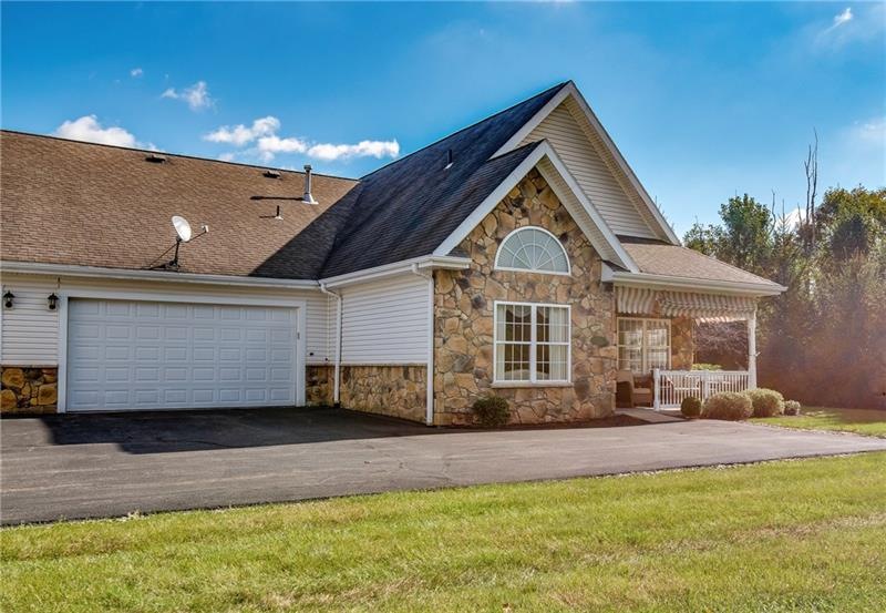 Welcome to 139 Canter Lane in The Hunt Club!