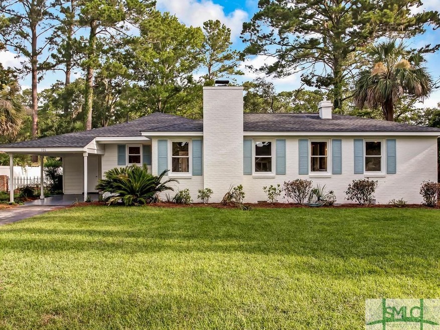 Welcome home to 106 E. Point Dr.!
